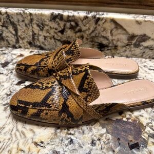 Essex Lane Snakeskin Leather Mules Size 9 slip on brown & Black